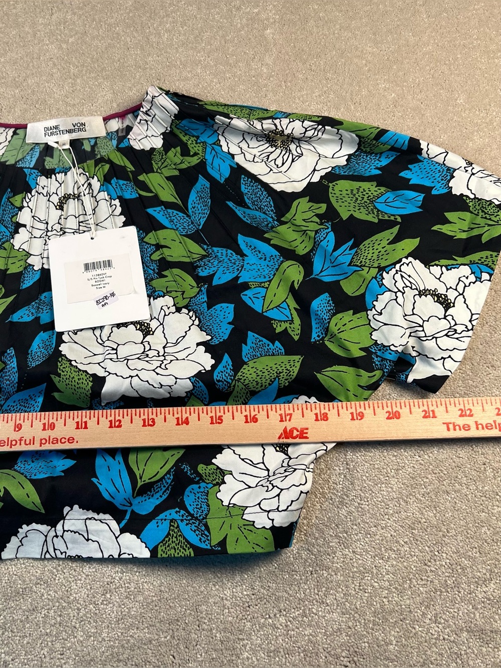 Diane Von Furstenberg SS Pin Tuck Crop Top Floral Shirt NWT Boswell Ivory Medium - Picture 6 of 8